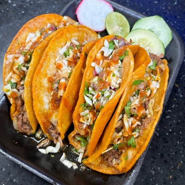 (1) Kesatacos / Quesatacos.