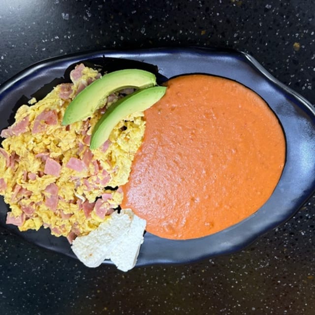 Ham And Egg Plate / Jamón C/Huevo Plate.