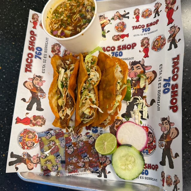 “THE TRIO 760 KESATACOS “W/ CHEESE”.