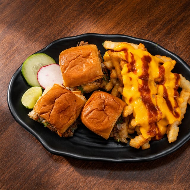 Sliders Birria Combo Order / Ord Birria Sliders Combo.